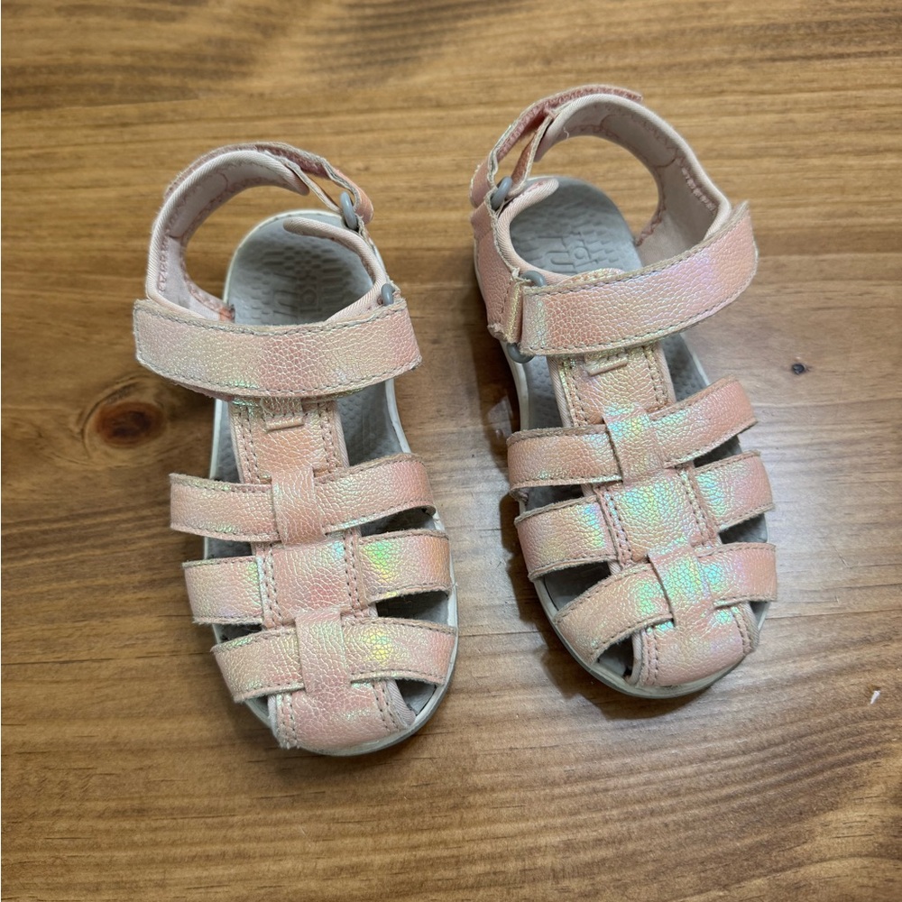 See Kai Run Paley Sandal Size 10 close toe waterproof